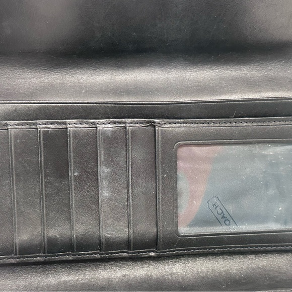 Preowned Coach Signature Black Wallet - Picture 5 of 9